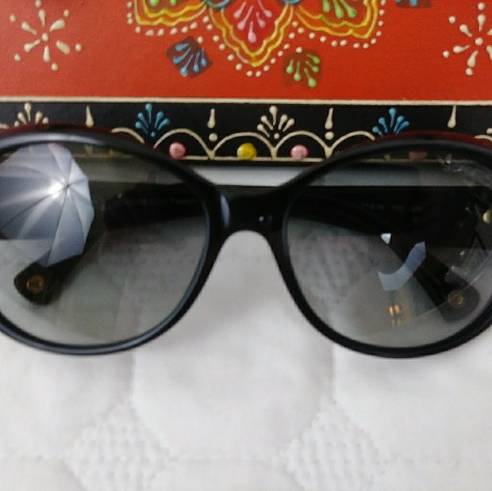 Coach Sunglasses. ( Payton)